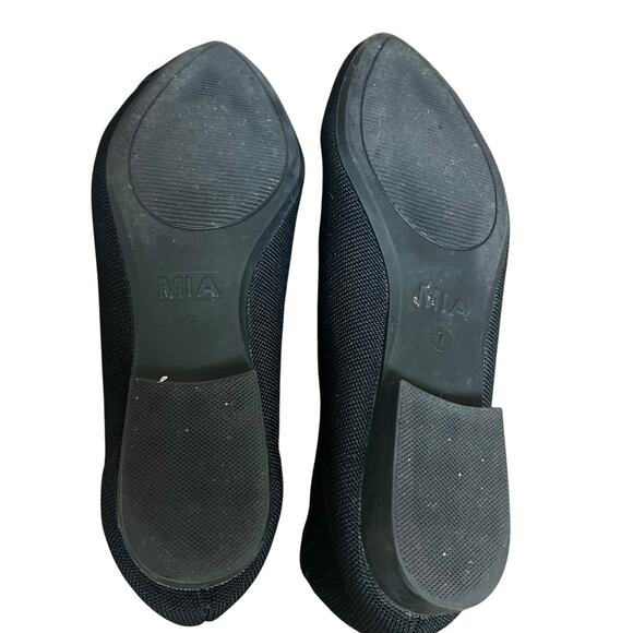 MIA Black Amora Pointed Toe Knit Slip on Flats Size 7M Comfort - Picture 9 of 10